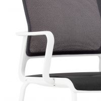 NOWY STYL - XILIUM Krzesło Konferencyjne FRAME CHAIR 4L MESH WHITE | na 4 nogach | Oparcie - Siatka