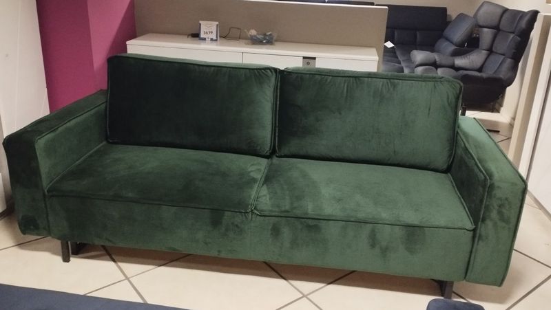Gawin - OTTA Zielona sofa z funkcją spania i pojemnikiem | DOSTĘPNA OD RĘKI