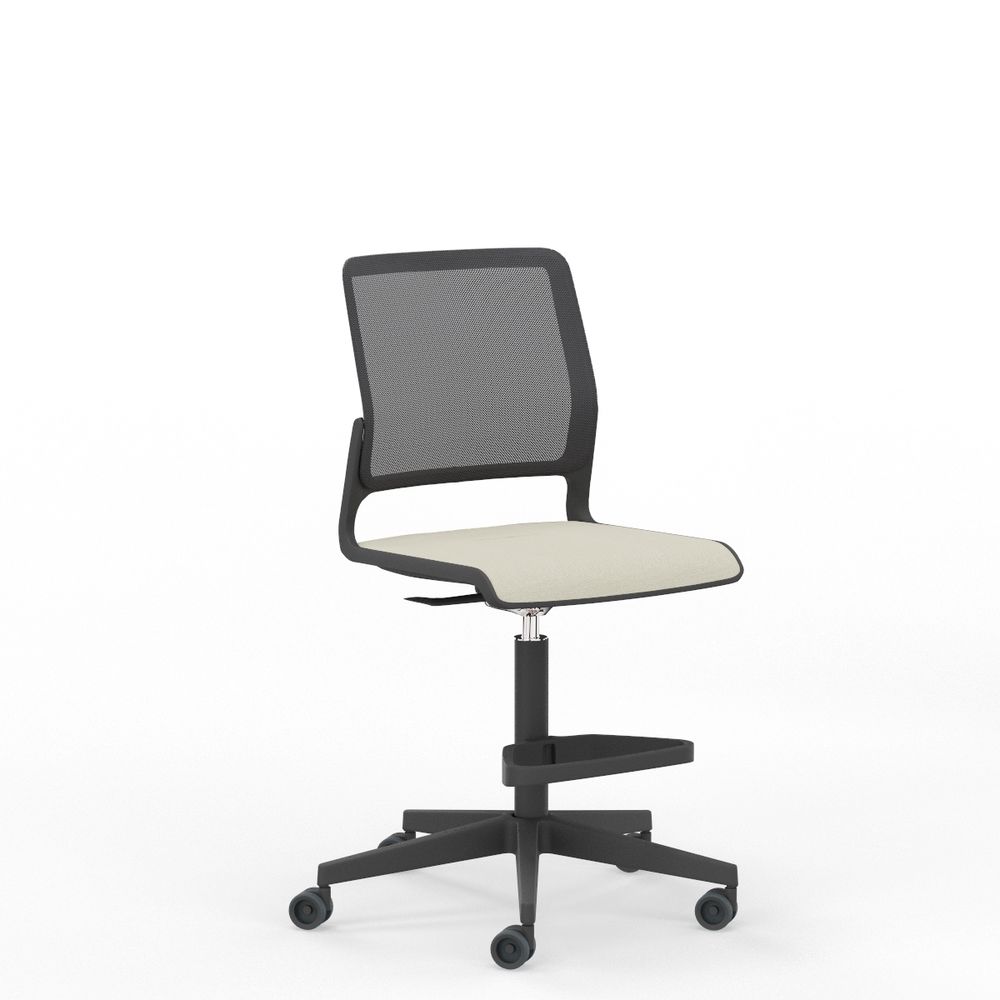 NOWY STYL - XILIUM Fotel Obrotowy Kontuarowy SWIVEL CHAIR MESH WHITE | Oparcie - Siatka Krzesło prezentowane w kolorze czarnym.
